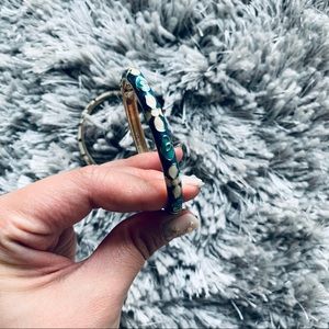 💙🤍Beautiful Vintage-ish Exotic Bracelets🤍💙